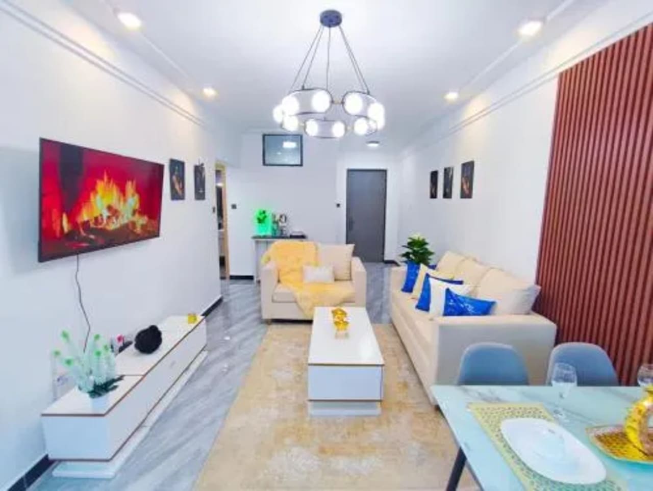 2 Bedroom
