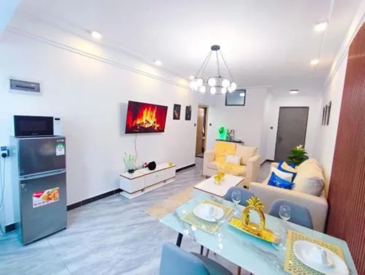 2 Bedroom
