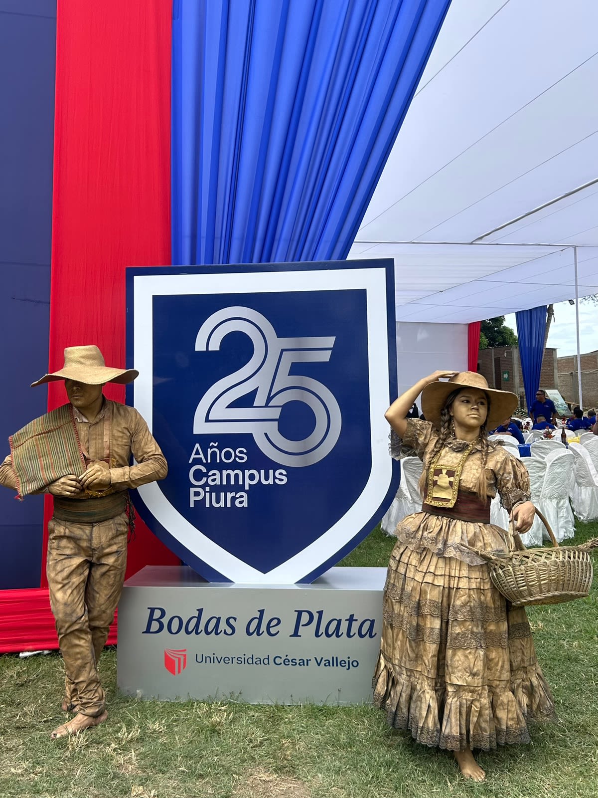 Anfitrionaje Temático