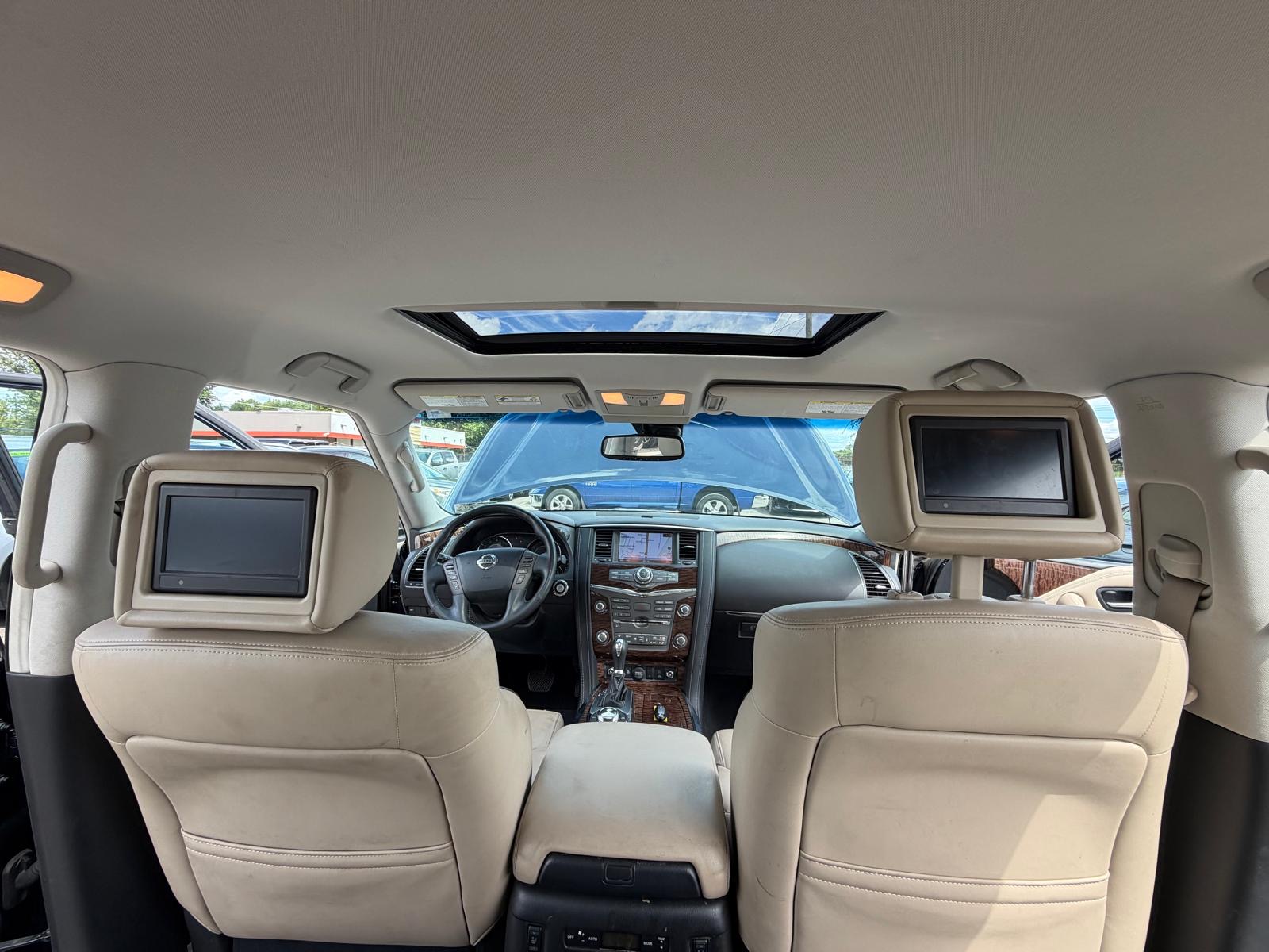 2017 Nissan Armada Platinum - Photo 10