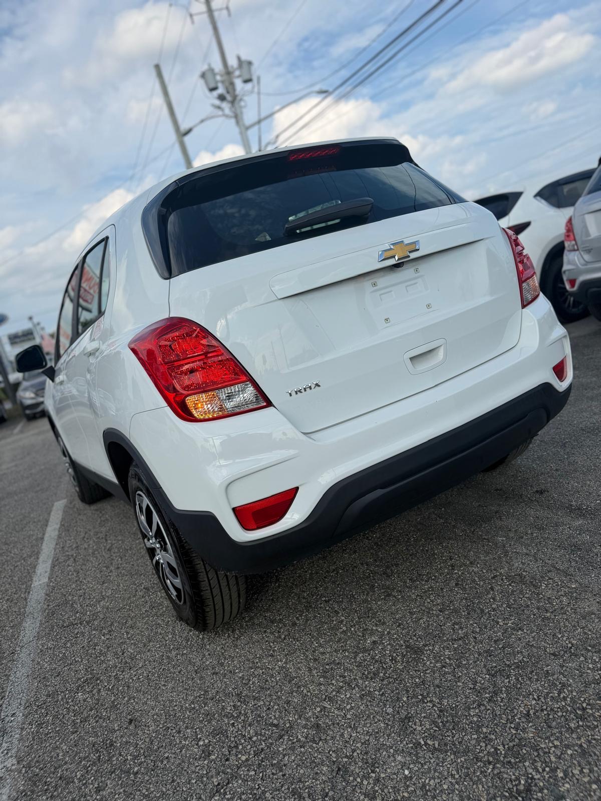 2017 Chevrolet Trax LS - Photo 8