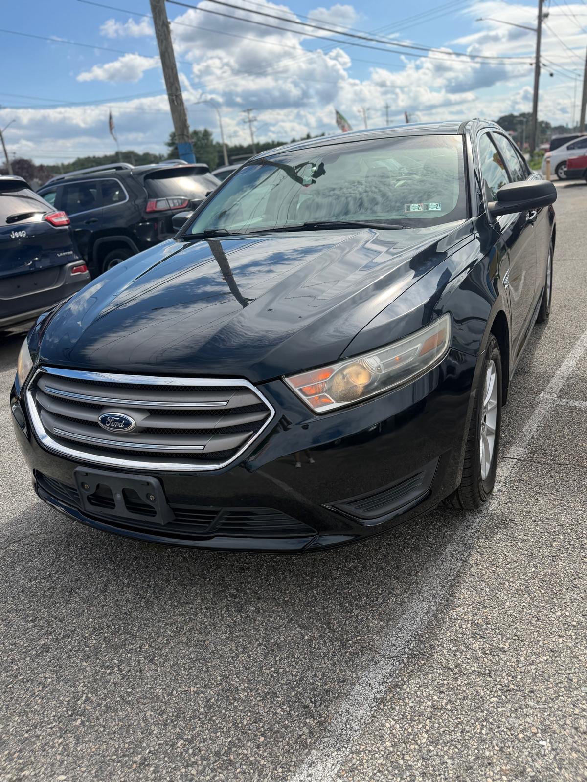 2014 Ford Taurus