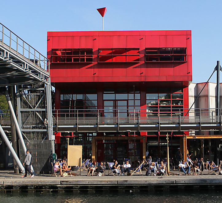 Villette Makerz dans le parc de La Villette, paris XIXe