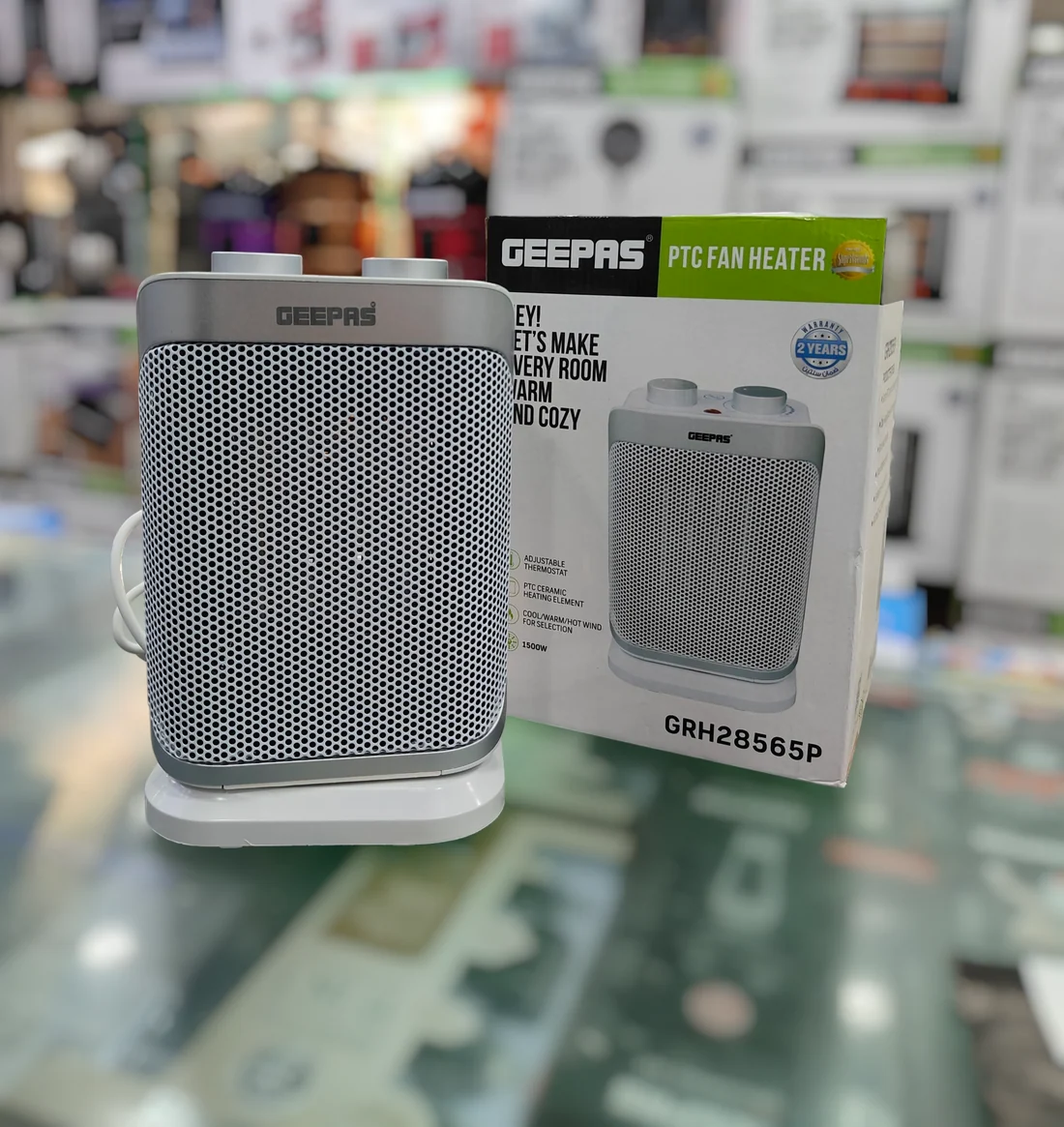 Geepas PTC ceramic fan heater GRH 28565