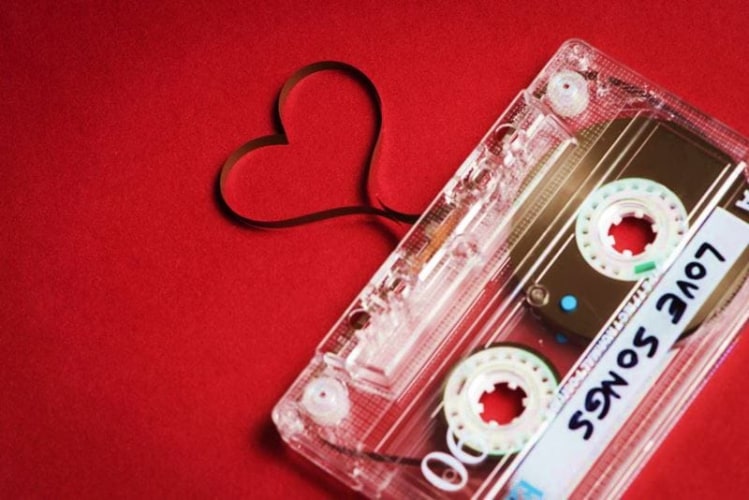 The Perfect Romantic Playlist If You Missed Valentine Day