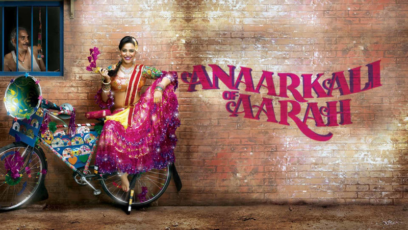 Anaarkali of Aarah Review: The Movie Breaks Barriers And Rises From The Crowd of Fancy Cinema.