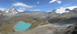 01. Veduta d'insieme della alta conca del Breuil tra Cervino e Monte Rosa (Breithorn 4165 m) con i depositi della Piccola Età Glaciale non ancora inerbiti.