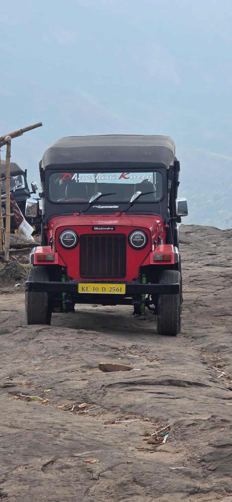 Scenic jeep trail through Kanthaloor forest and plantations