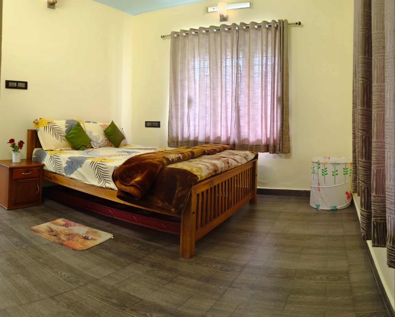 Premium room facilities at Kanthaloor stays