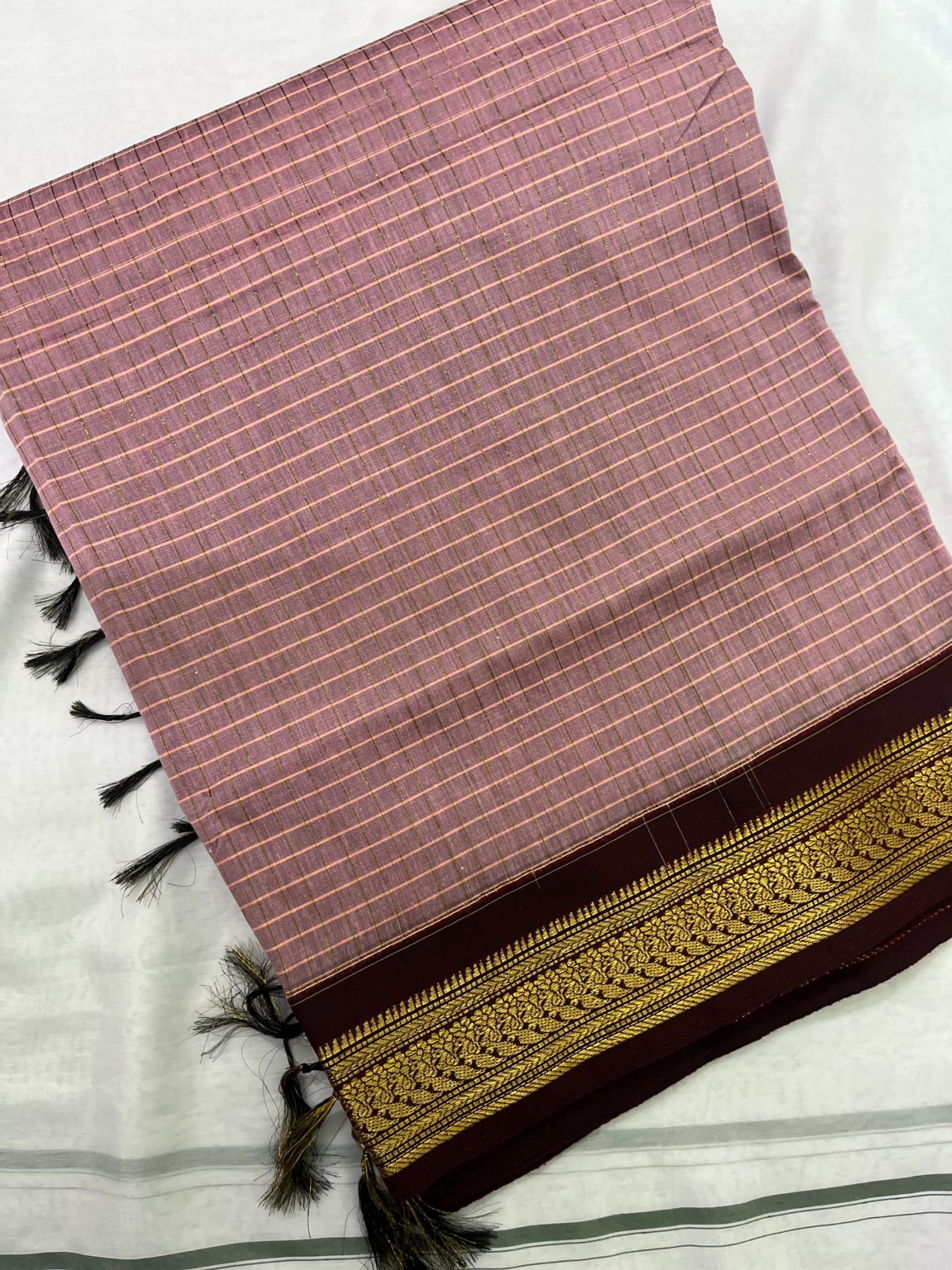 Kalyani — Onion Pink with maroon border — photo 2