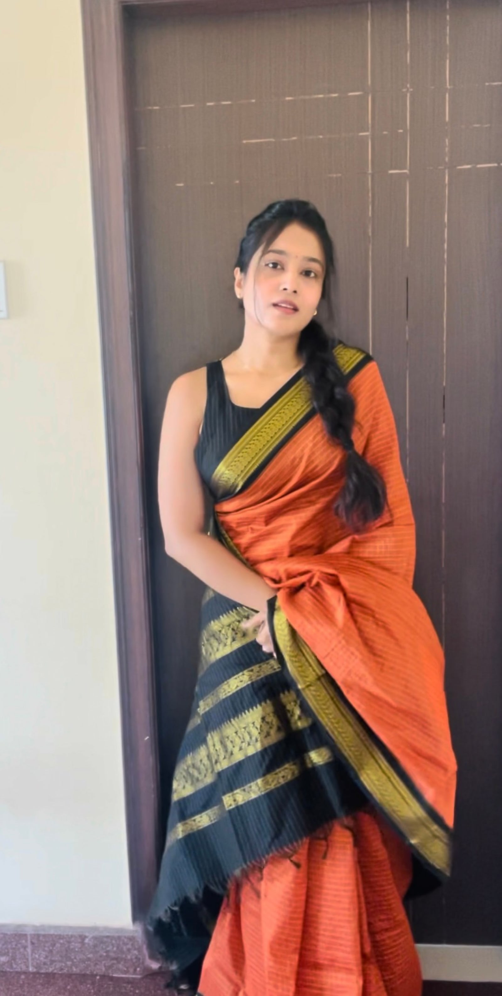 Kalyani — Orange with black border — photo 2