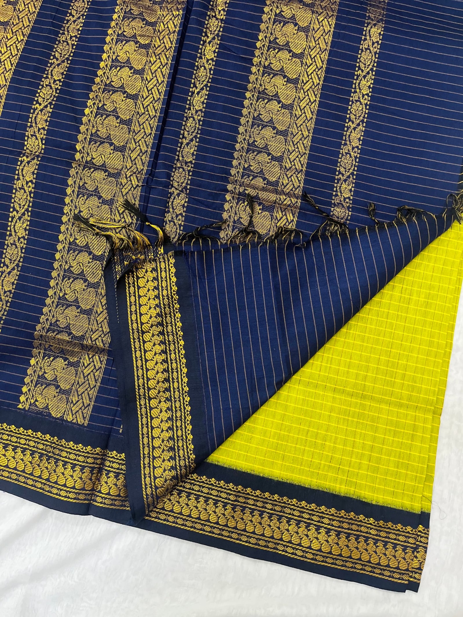 Kalyani — Green with Blue border — photo 3
