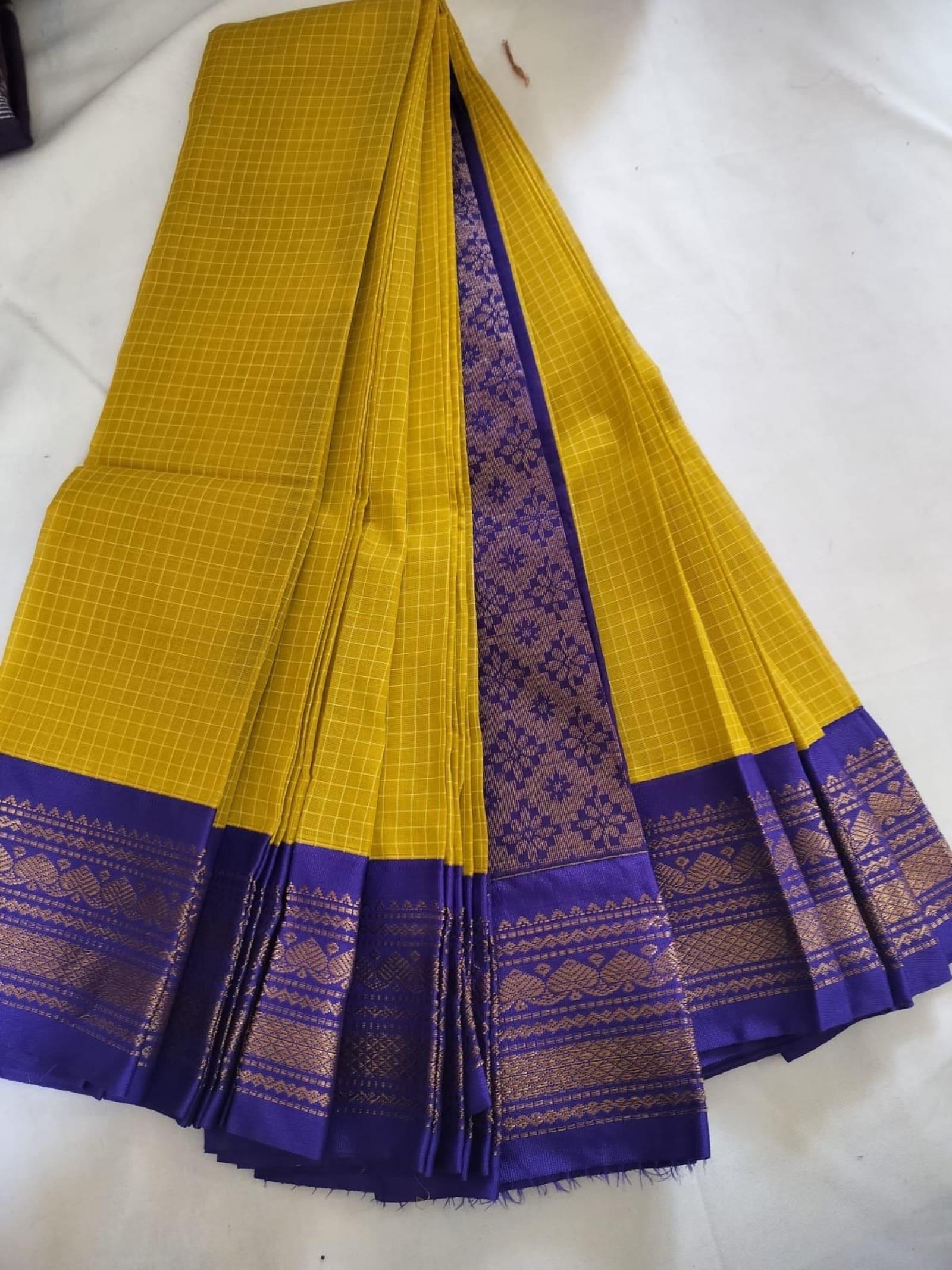 Gadwal pure cotton - Bright yellow with blue