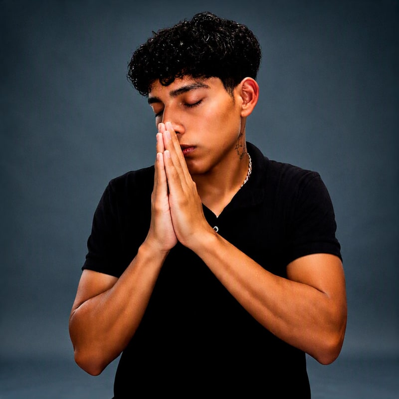 Angel Hernandez — highlighted photo 2