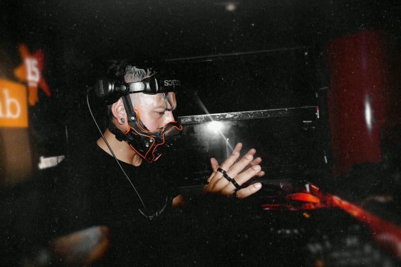 INTROZPEKTOR — highlighted photo 7