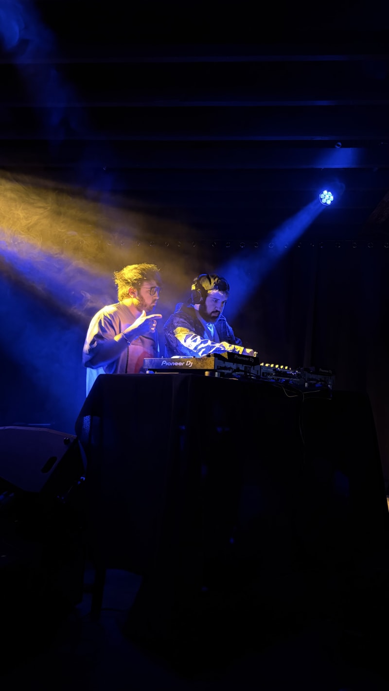 dualstvte — highlighted photo 10