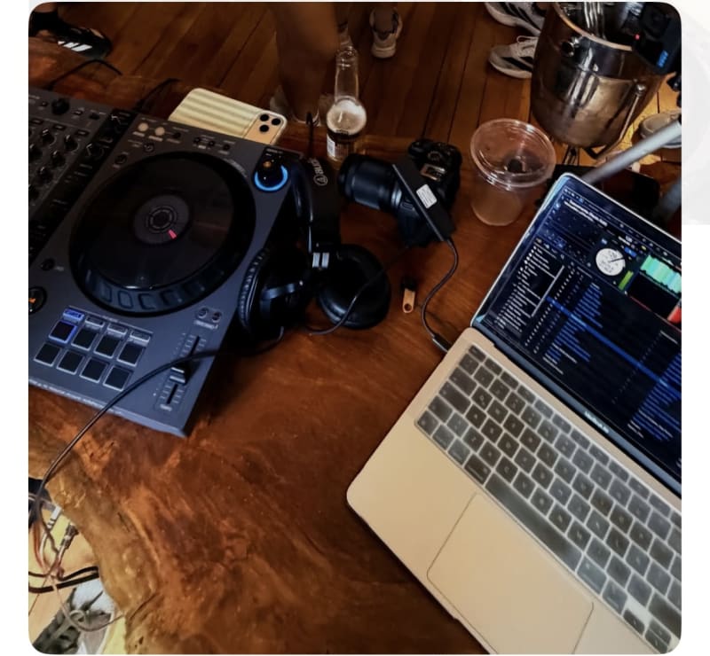Mr. Sound ² — highlighted photo 2