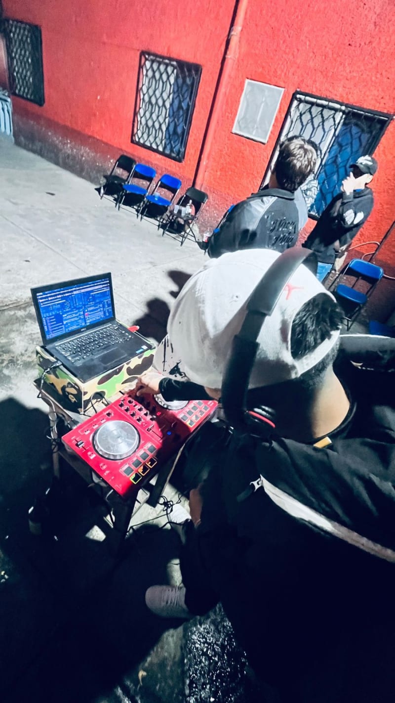 Dj R — highlighted photo 3