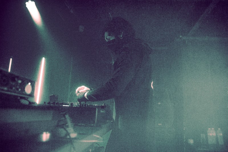 HYXR — highlighted photo 3