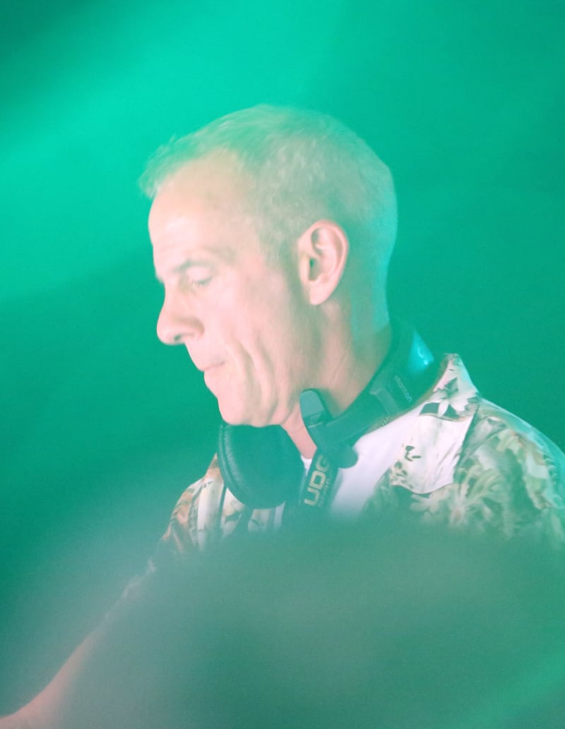 Photo: https://www.flickr.com/photos/whiper/ · CC BY-SA 2.0 · Wikimedia Commons