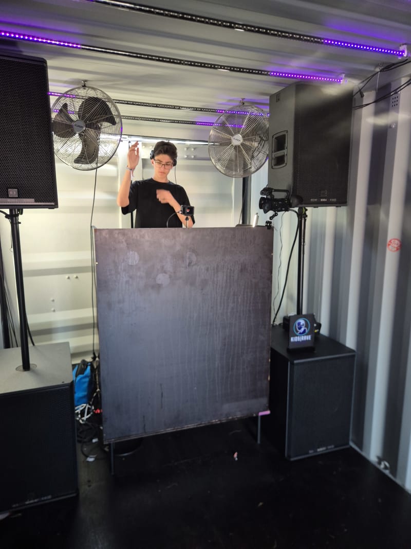 DJ ERIKMAX — highlighted photo 4