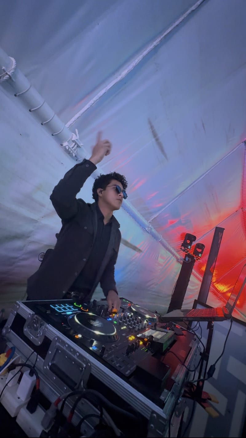 David Flores — highlighted photo 14