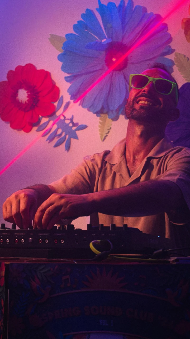 Electrodads — highlighted photo 2