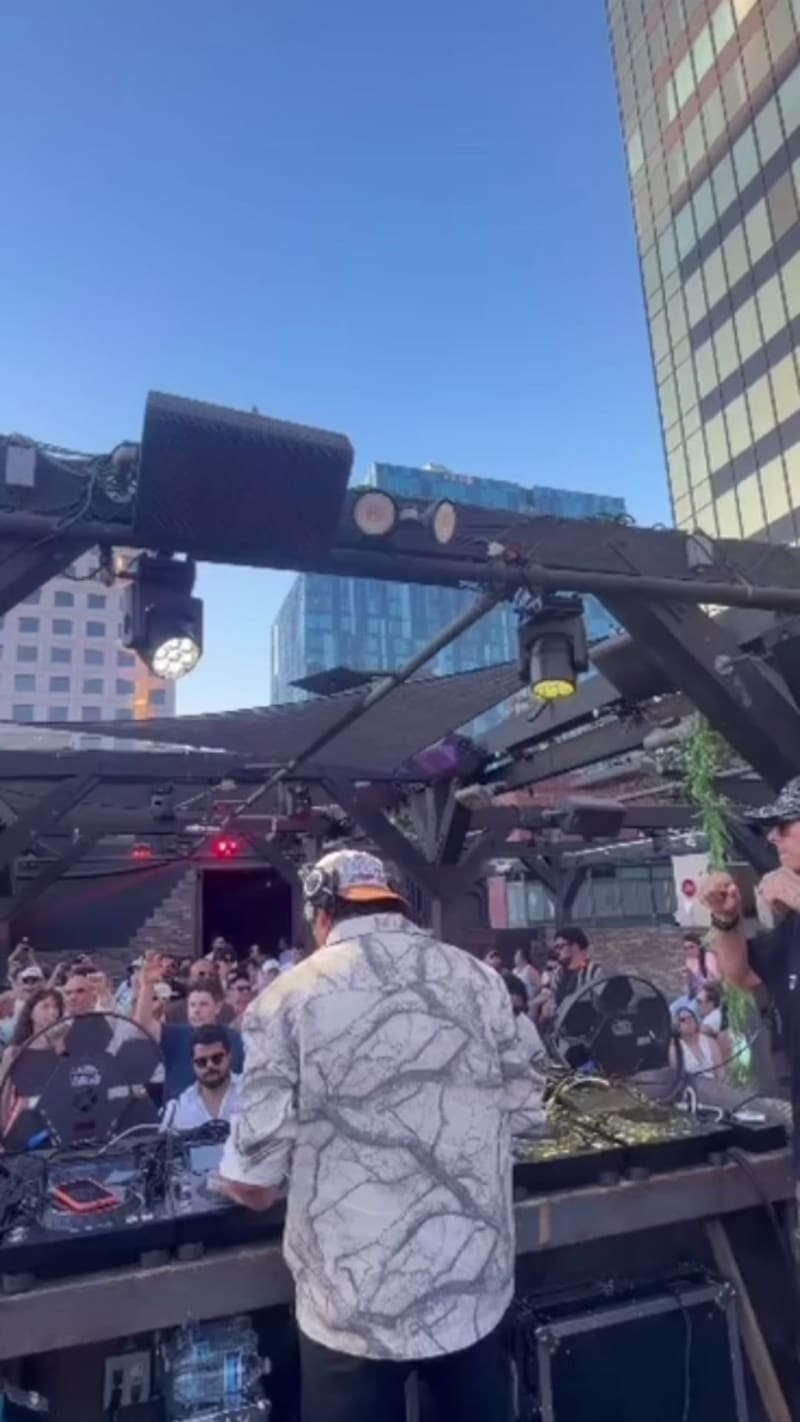 LUCCI (PE) — highlighted photo 10
