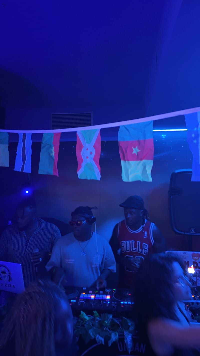 Dj ziza — highlighted photo 4
