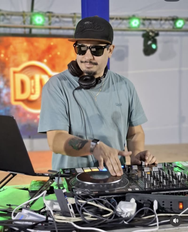 DJ W — highlighted photo 3