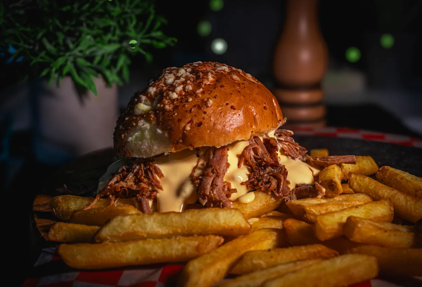 Sándwich De Pulled Philly M Con Papas