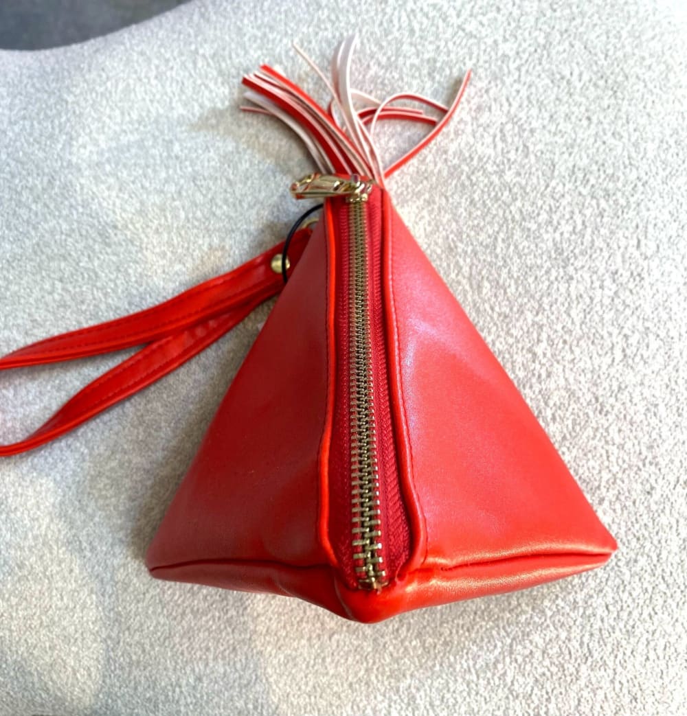 Clutch Rojo Triangular