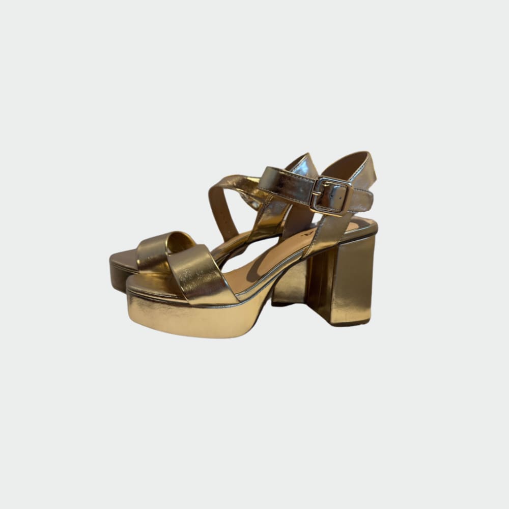Sandalias Doradas Soda