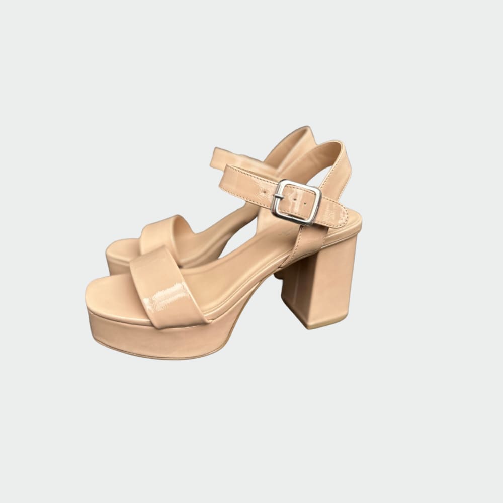 Sandalias Nude Charol Soda