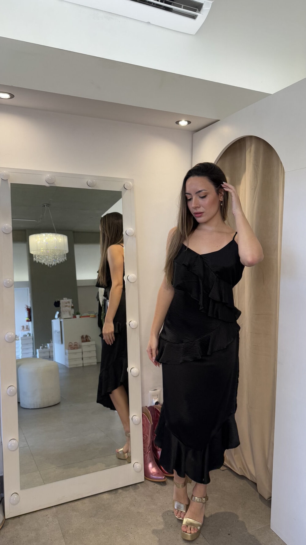 Vestido Largo con Volados Negro