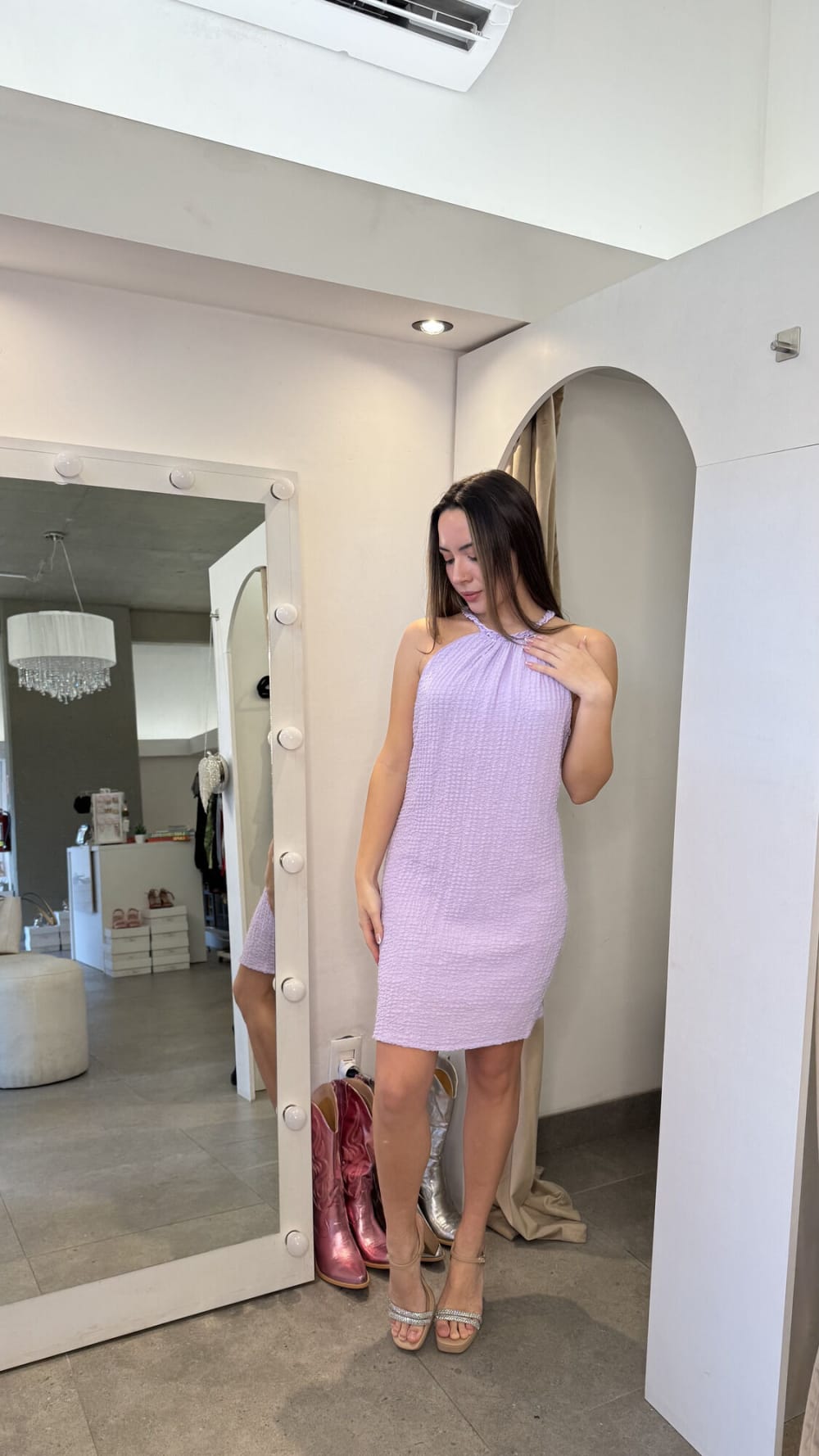 Vestido Corto Lila Cuello Halter