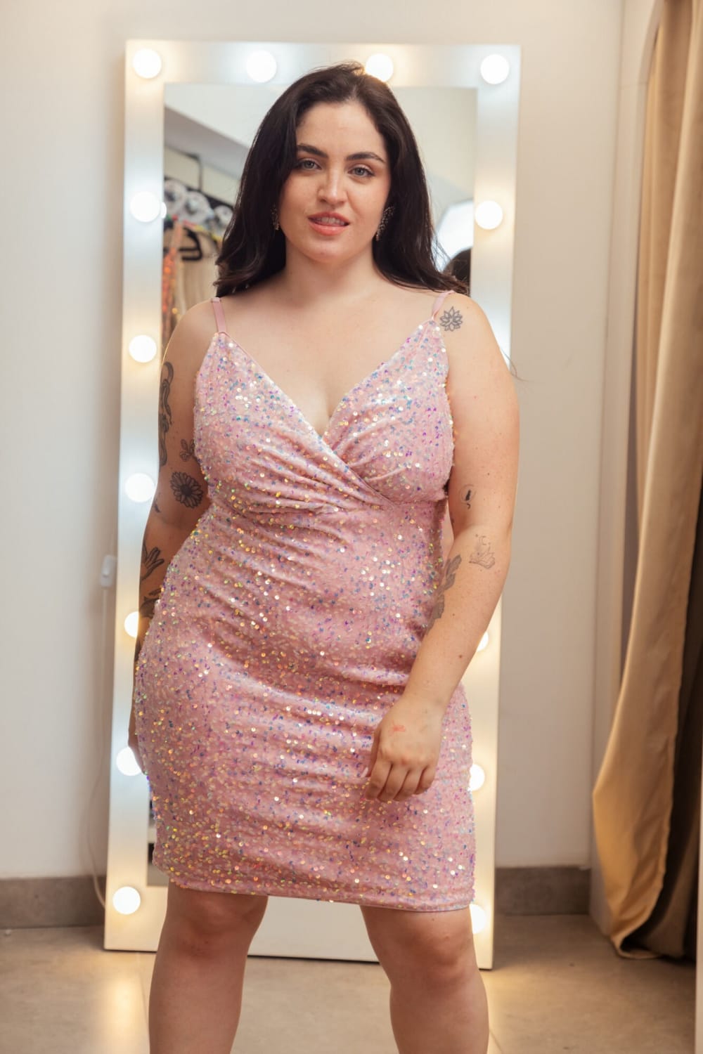 Vestido Corto Rosa Full Lentejuelas