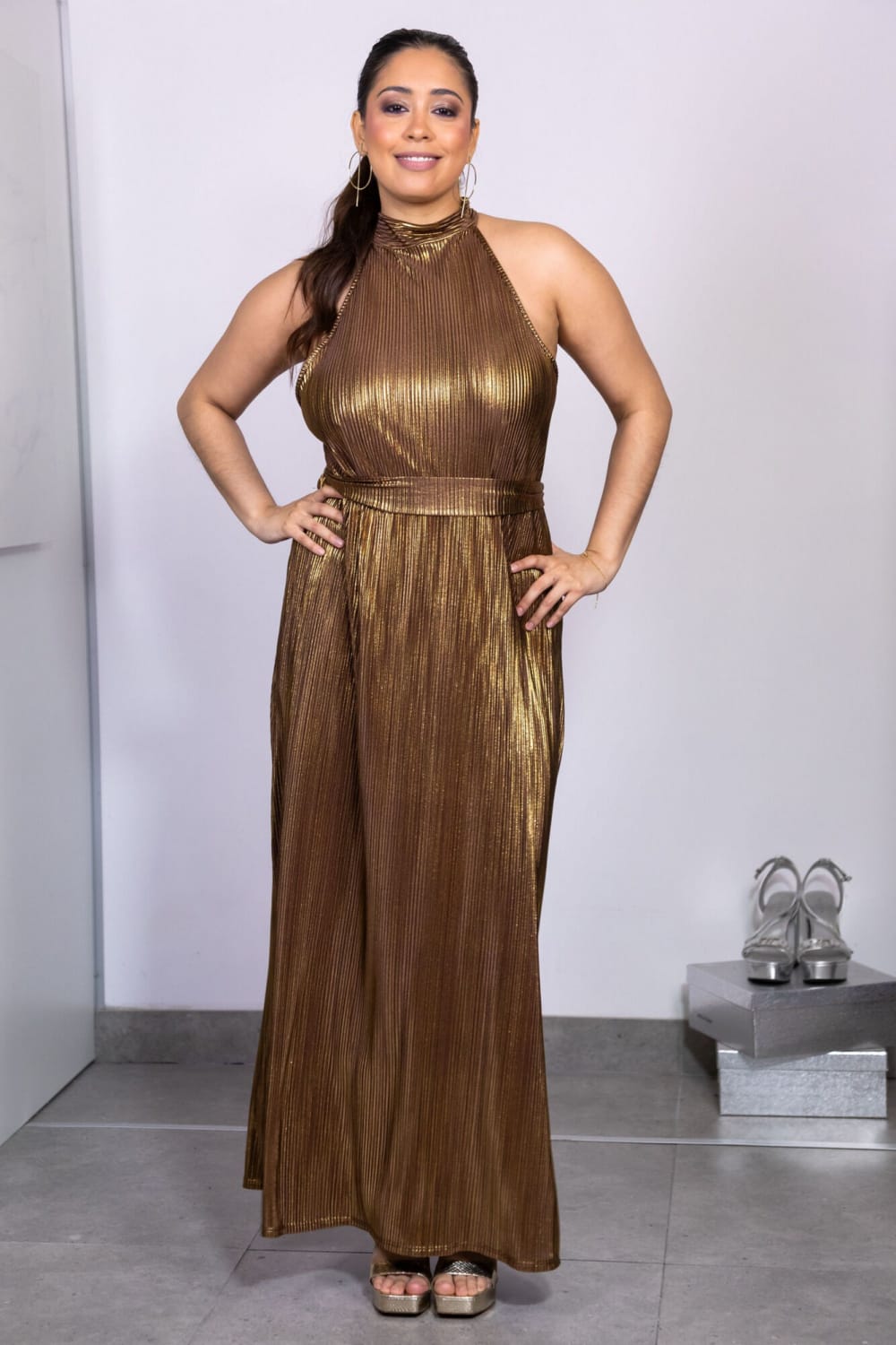 Vestido Largo Bronce Halter con Lazo