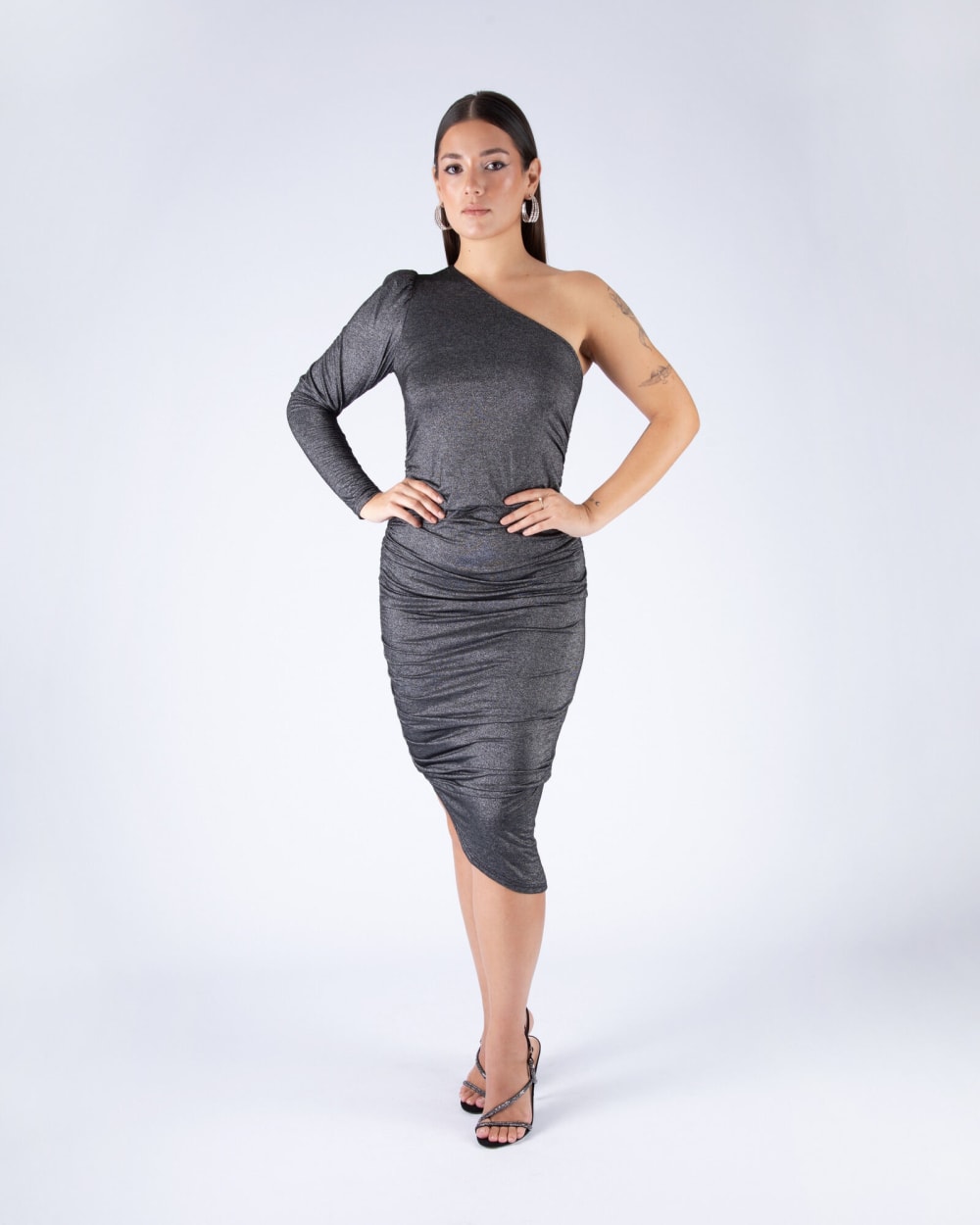 Vestido Largo con una Manga Negro con Plata