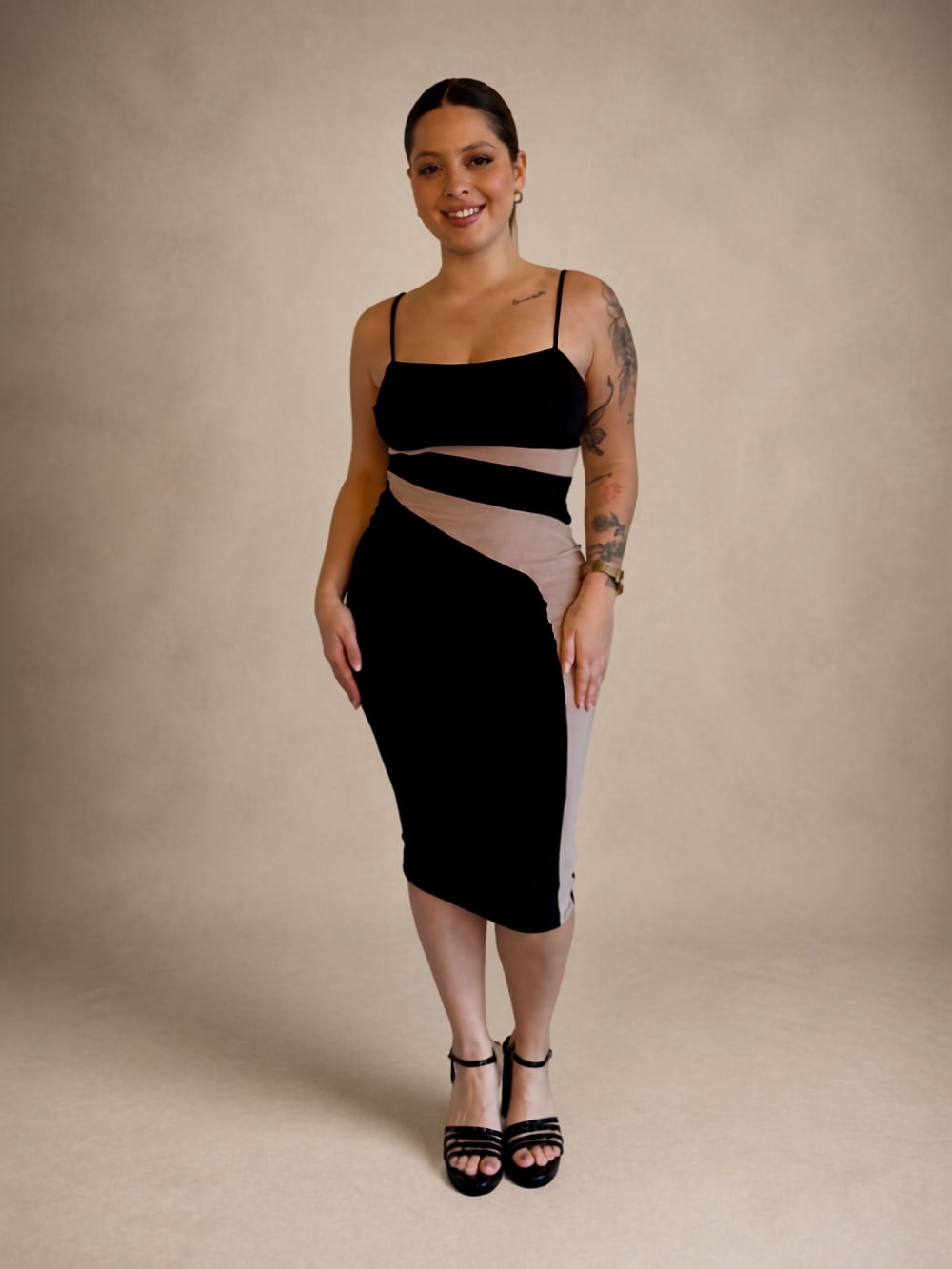 Vestido Midi con Brillos Negro con Diseño Nude