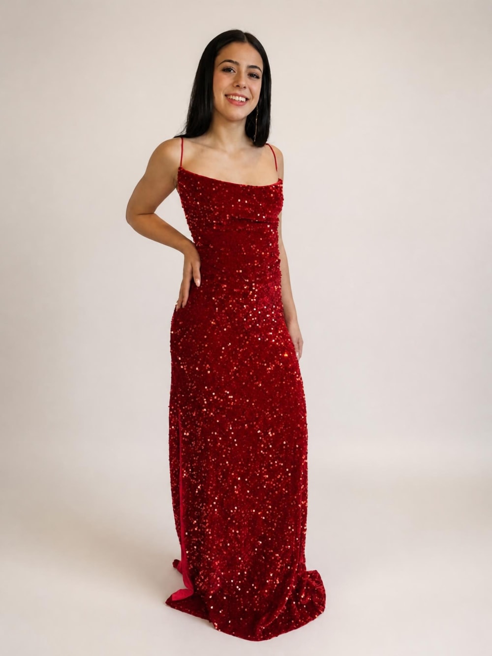 Vestido Rojo Full Lentejuelas con 2 Tajos Espalda Abierta