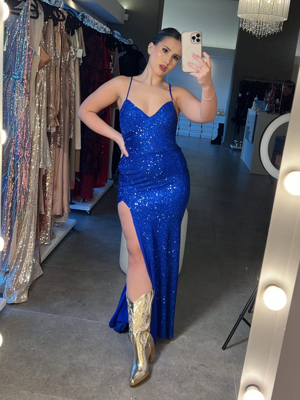 Vestido Estrella — Azul Rey con Lentejuelas y Tajo
