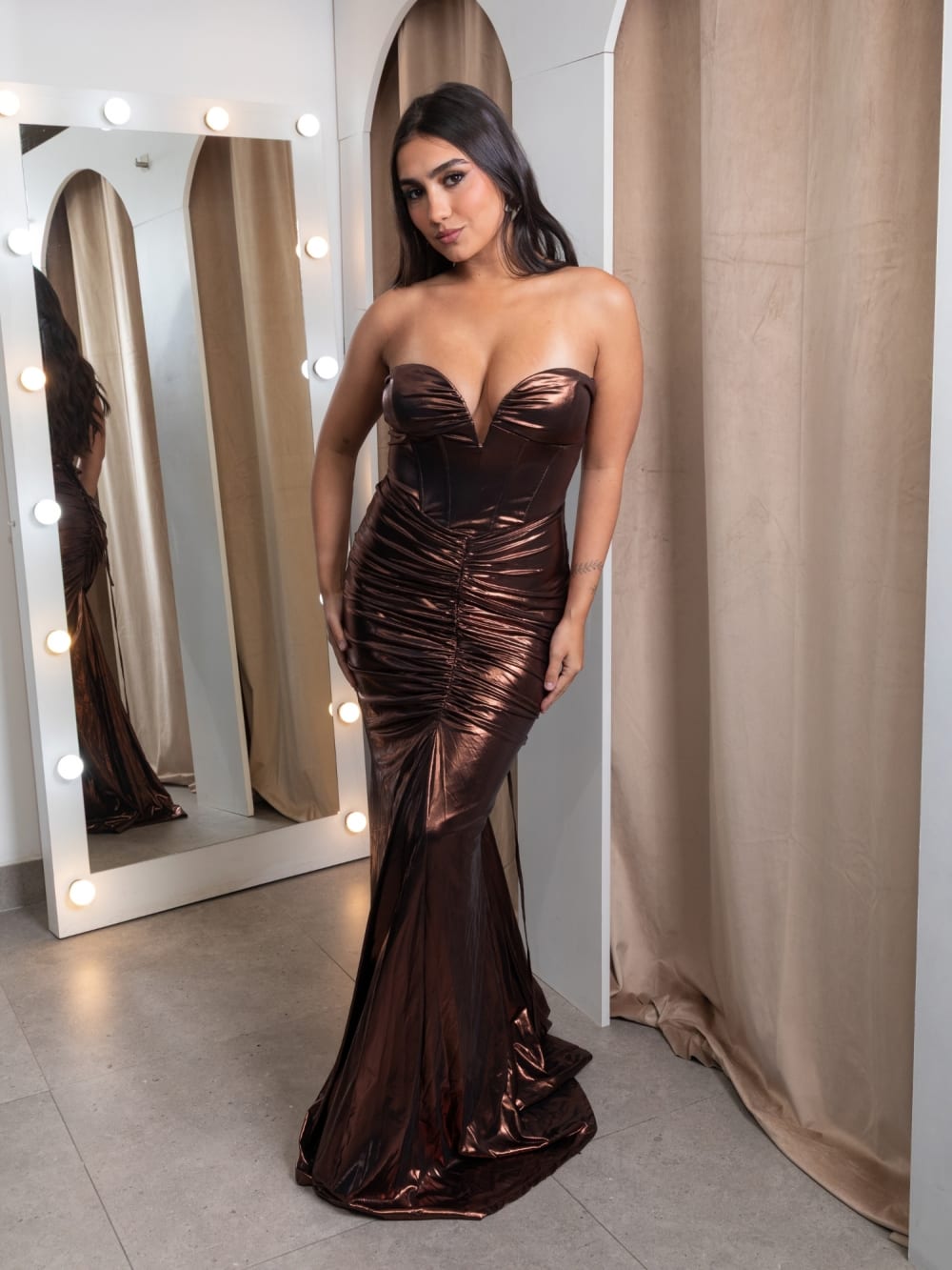 Vestido Bronce — Sirena Metalizado con Corset y Cola