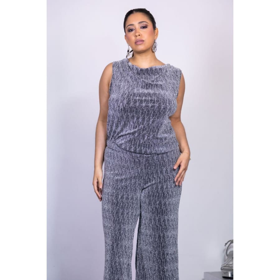 Conjunto Plata con Brillo Top sin Mangas y Pantalón Ancho