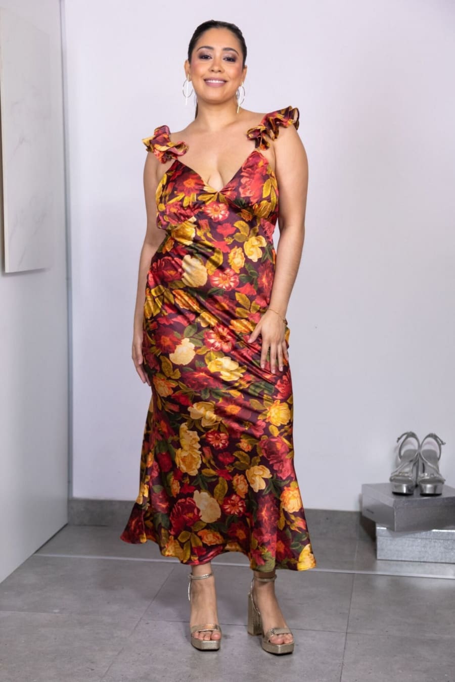 Maxi Floral Escote V Espalda Abierta y Drapeado