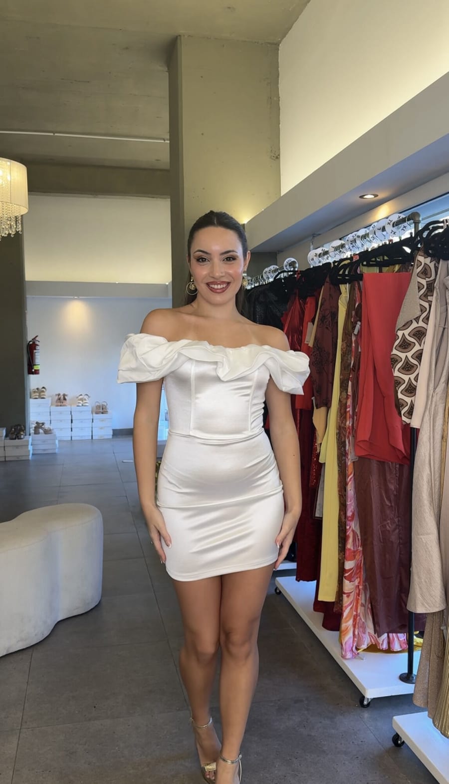 Novias Vestido Corto Blanco Strapless con Volados