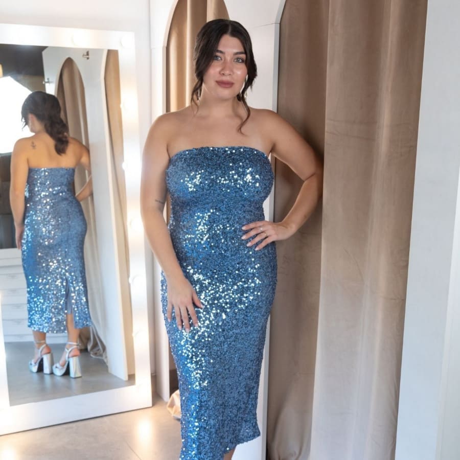 Vestido Celeste — Strapless Midi de Lentejuelas