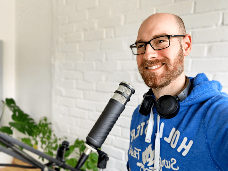 Daniel Flege LetsCast.fm Hero Image