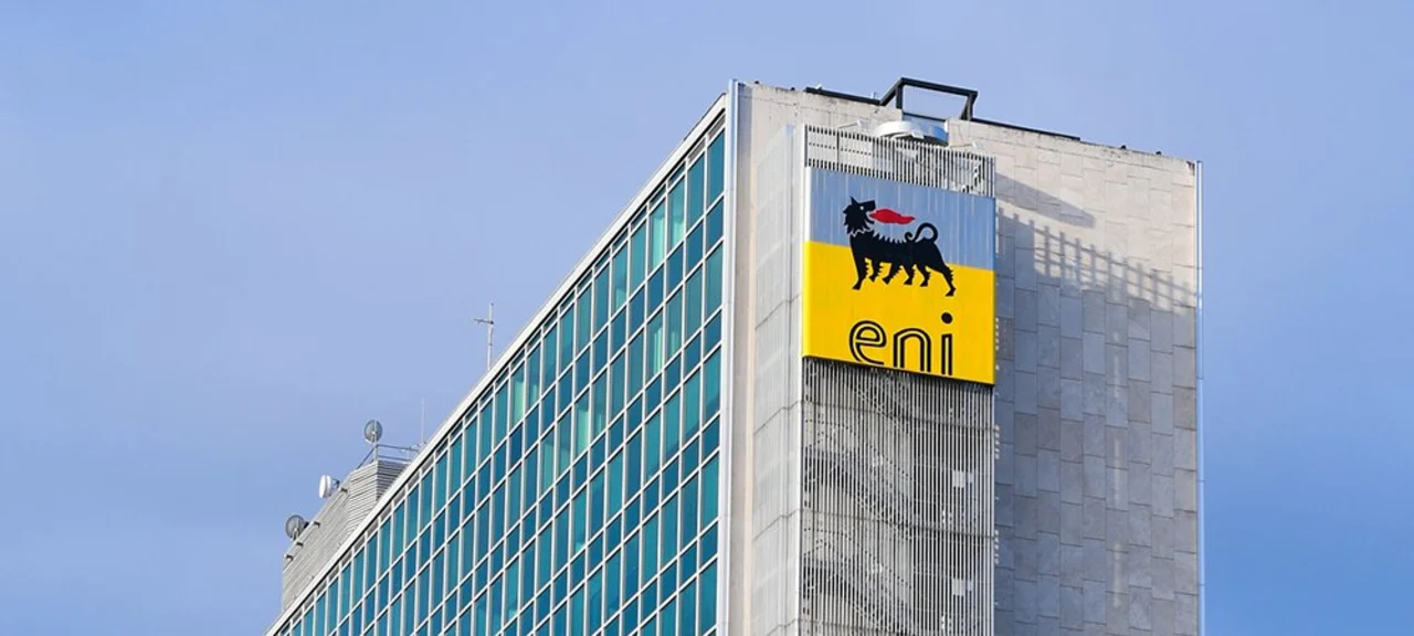 Eni mette in vendita una quota di partecipazione nei giacimenti in