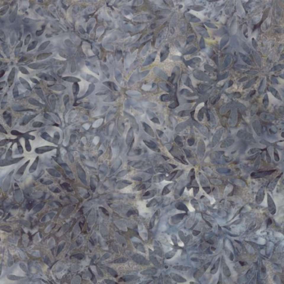 Wilmington Prints - Wilmington Batiks Fall 2017 - Q1400-22179-941